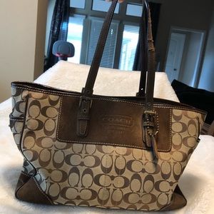 Coach Hampton Sig Gallery Tote